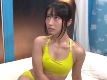 雪山でカップルナンパした清楚美少女を彼氏を待たせオイルマッサージから寝取る寝取り企画‼連続膣内射精されるNTRセックス！