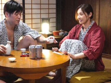 【人妻NTR】夫婦の新婚旅行で温泉旅館に…夫が泥酔している間にチャラ男にナンパされ寝取りセックスまでされてしまい…