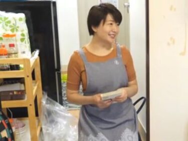 【熟女】おばさん家政婦の三十路美魔女美女人妻を●撮●し撮り⁉優しい奥さんにつけこみ不倫しちゃうエロ動画‼