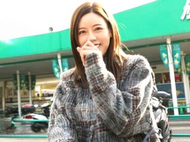 『刺激が…欲しくて…』夫婦ではマンネリ化してる美女人妻をホテル連れ込み！鍛えられた腹筋が光る奥さんとエロ不倫セックス！